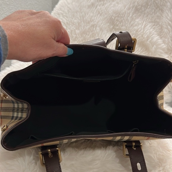 Authentic Burberry Haymarket Check Canvas Buckle Handbag Brown - Picture 8 of 17